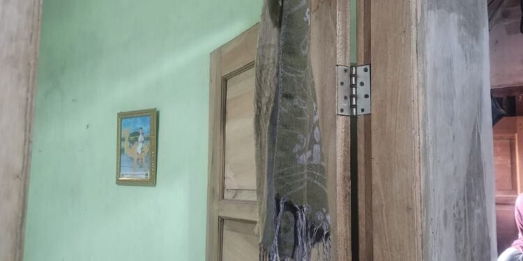 Cinta LDR Berakhir Tragis, Warga Serang Temukan SA Tergantung di Rumah