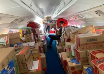 Sinergi Polri dan Posko Regional Salurkan Logistik Penting bagi Korban Bencana Aceh