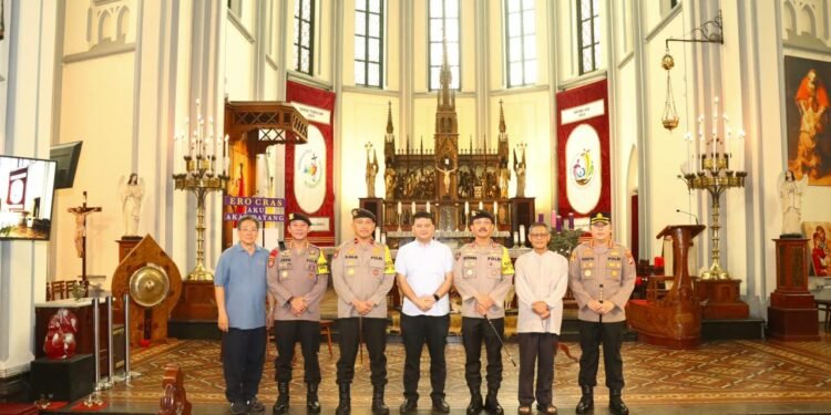 Operasi Lilin 2025, Kakorsabhara Pastikan Kesiapan Personel di Gereja dan Transportasi Publik