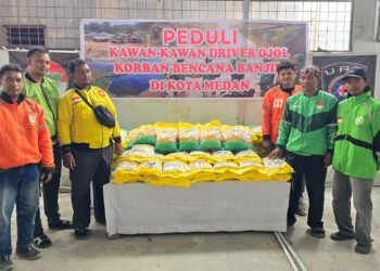 Ojol Medan Bersatu, Ringankan Beban Korban Banjir dengan Sembako dan Obat-obatan