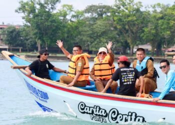 Janji Terpenuhi, Nelayan Pandeglang Terima Bantuan Armada Kapal dari Pemprov Banten