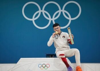 Medali Emas untuk Indonesia, Air Mata dan Doa Seorang Anak Tukang Pijat