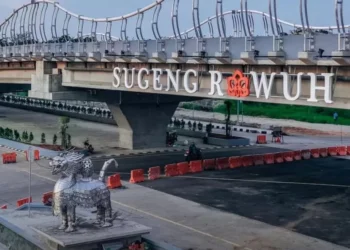 Sentuhan Budaya di Tengah Kota: Flyover Warak Ngendhog Resmi Mewarnai Jawa Tengah