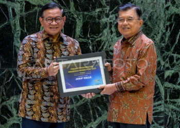 Malam Anugerah Dewan Pers 2025, Pramono Anung Komitmen Jaga Kemerdekaan Media