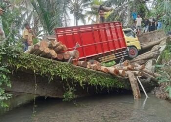 Jembatan Ambruk di Pandeglang Lumpuhkan Akses Warga, Pemkab Kesulitan Dana Perbaikan