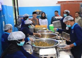 BGN Pangkas Insentif Dapur MBG Rp 6 Juta/Hari Jika Tak Sesuai Standar