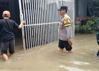 Ratusan Rumah di Perumahan Bumi Nagara Lestari Terendam Banjir Akibat Sungai Cikambui Meluap