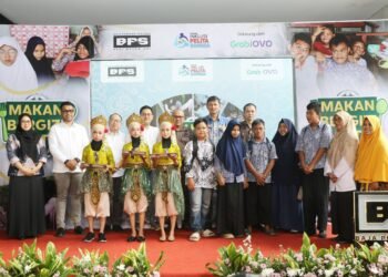 Dukung Gizi Anak Disabilitas, Sekda Zaldi Resmikan MBG Kolaborasi Swasta di Kibin