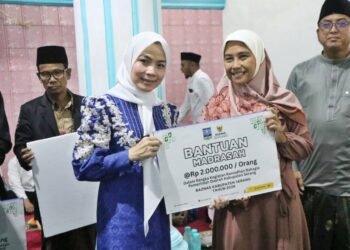Ramadhan Bahagia 1447 H, Bupati Serang Ratu Zakiyah Salurkan Bantuan Rp44 Juta di Tirtayasa