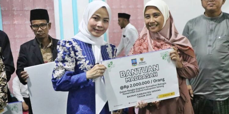 Ramadhan Bahagia 1447 H, Bupati Serang Ratu Zakiyah Salurkan Bantuan Rp44 Juta di Tirtayasa